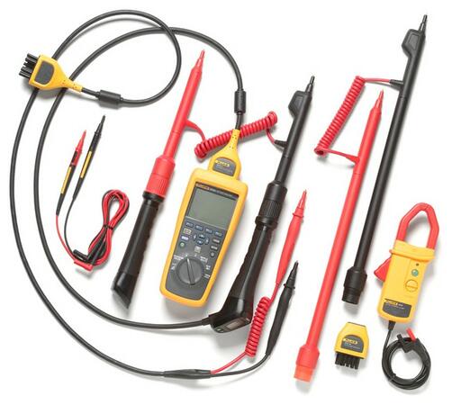 Fluke BT521 - Tester baterií s příslušenstvím